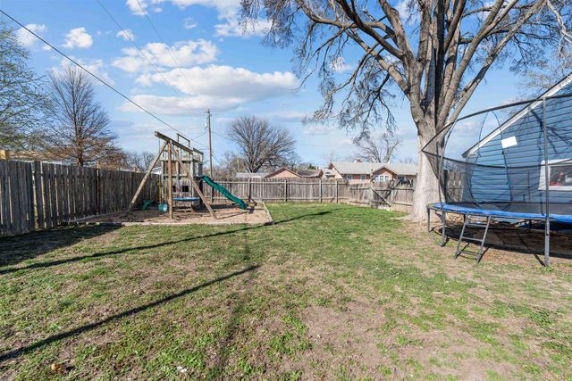 900 S 9th St., Salina, KS 67401