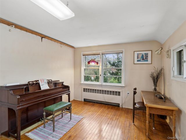 20 Cherry Lane, Huntington, NY 11743