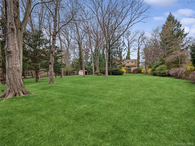 20 Cherry Lane, Huntington, NY 11743