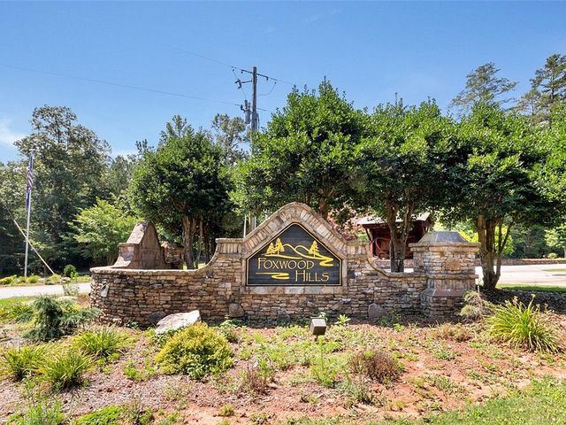 621 Rocky Trail, Westminster, SC 29693