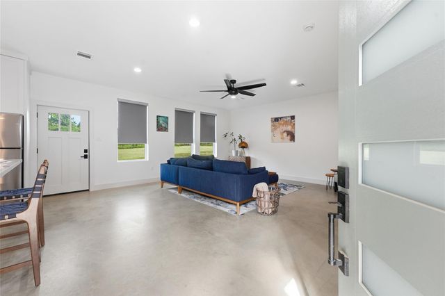 12204 Hairston Circle A, Willis, TX 77318