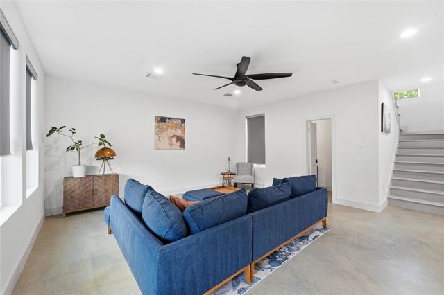 12204 Hairston Circle A, Willis, TX 77318