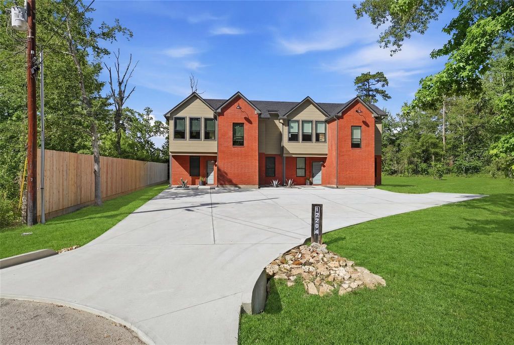 12204 Hairston Circle A, Willis, TX 77318