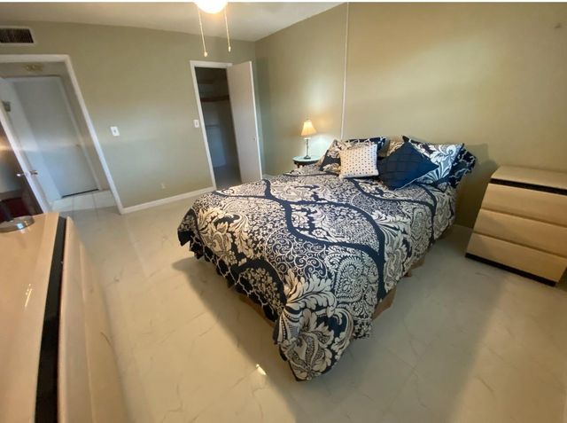 6505 Winfield Boulevard B-5, Margate, FL 33063