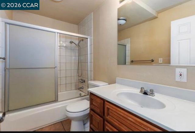 1957 69th, Oakland, CA 94621