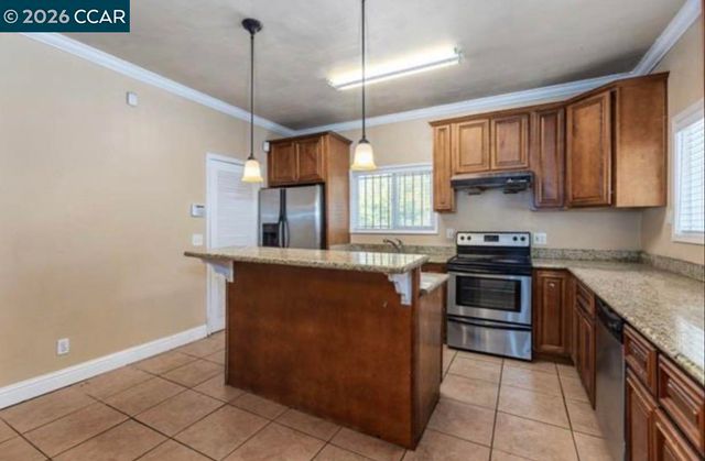 1957 69th, Oakland, CA 94621
