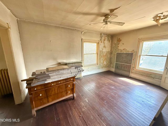 401 Victoria Place, Toledo, OH 43610