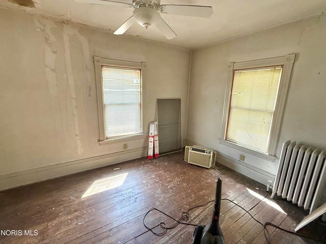401 Victoria Place, Toledo, OH 43610