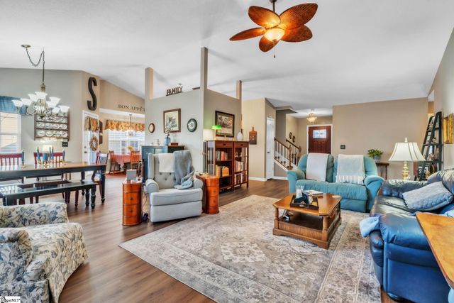 1 Catterick Way, Fountain Inn, SC 29644