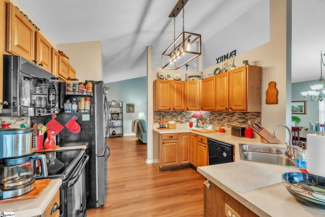 1 Catterick Way, Fountain Inn, SC 29644