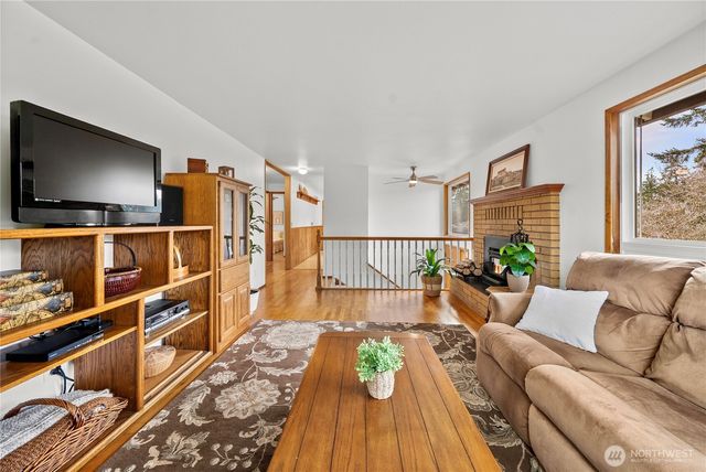 9512 Olson Road NW, Bremerton, WA 98311