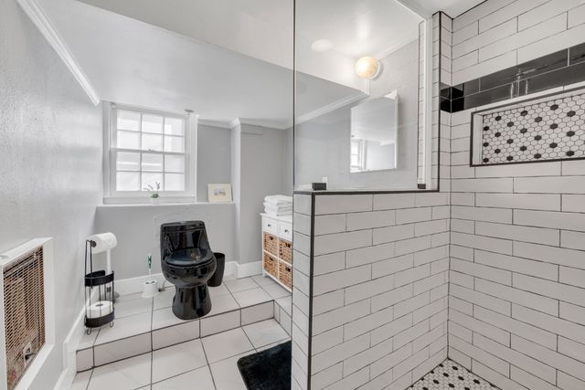 2720 Bobby Ave B, Nashville, TN 37216