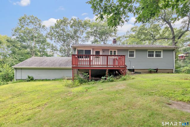 19 Meadowlark Drive, Shelton, CT 06484