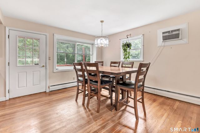 19 Meadowlark Drive, Shelton, CT 06484