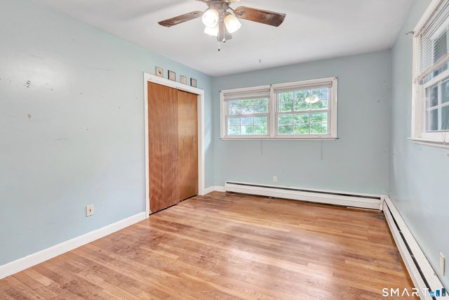 19 Meadowlark Drive, Shelton, CT 06484
