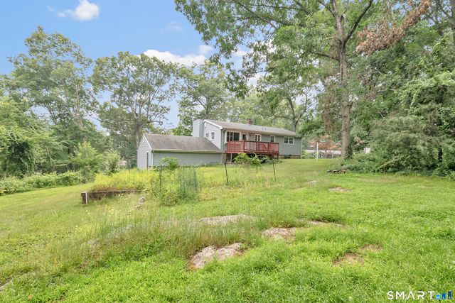 19 Meadowlark Drive, Shelton, CT 06484
