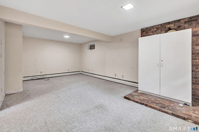 19 Meadowlark Drive, Shelton, CT 06484