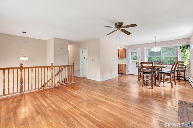 19 Meadowlark Drive, Shelton, CT 06484