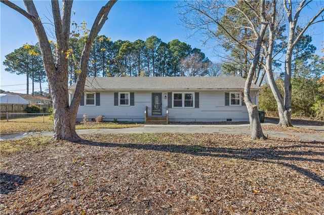 197 Cedar RD, Poquoson, VA 23662