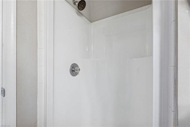 197 Cedar RD, Poquoson, VA 23662