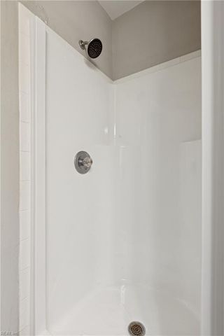 197 Cedar RD, Poquoson, VA 23662