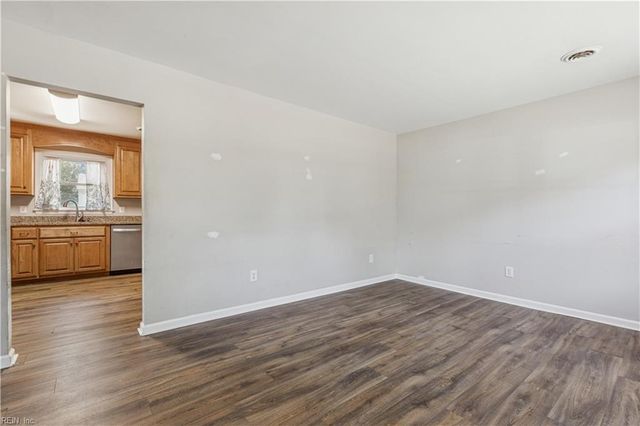 197 Cedar RD, Poquoson, VA 23662