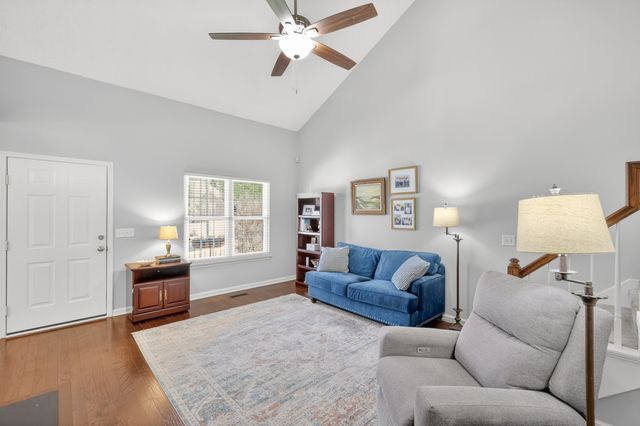 1808 N Bonham Ct, Old Hickory, TN 37138