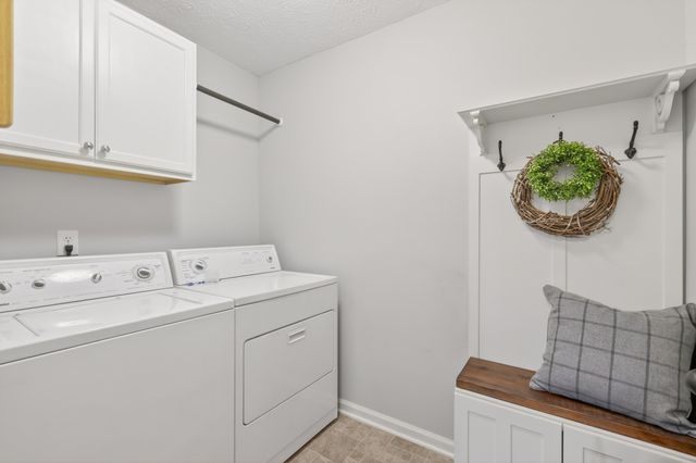 1808 N Bonham Ct, Old Hickory, TN 37138