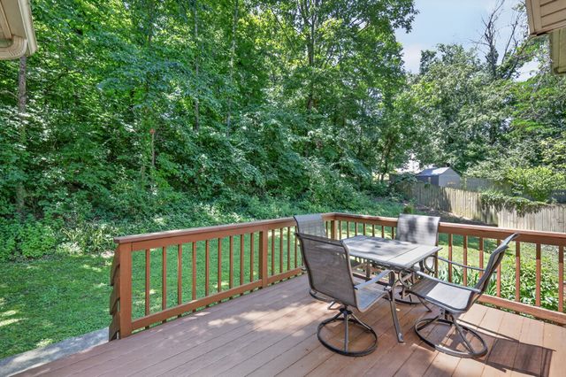 1808 N Bonham Ct, Old Hickory, TN 37138