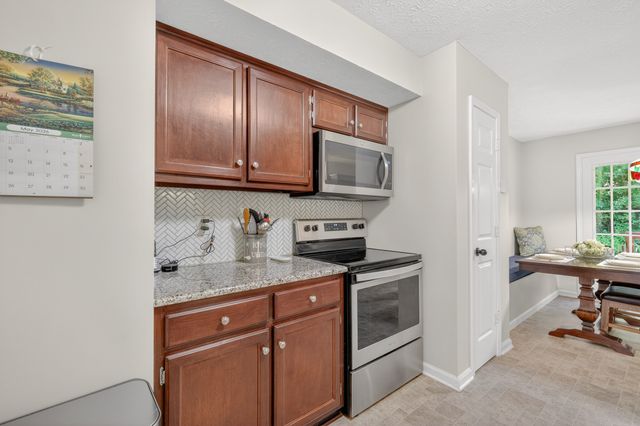 1808 N Bonham Ct, Old Hickory, TN 37138