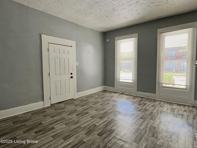 2315 Portland Ave, Louisville, KY 40212