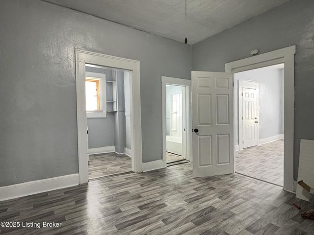 2315 Portland Ave, Louisville, KY 40212