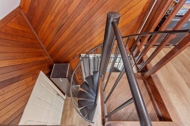 68 Murphy Rd, Hudson, MA 01749