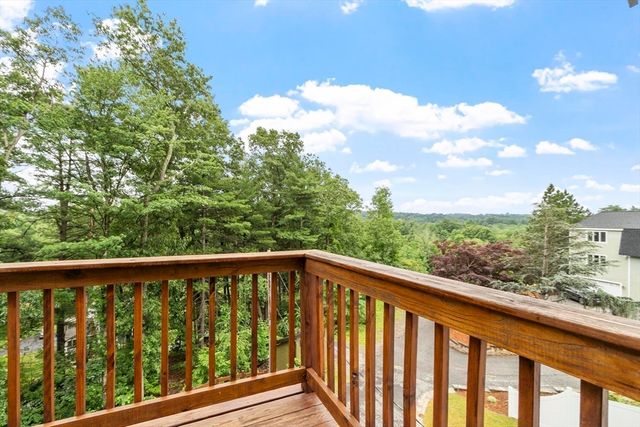 68 Murphy Rd, Hudson, MA 01749