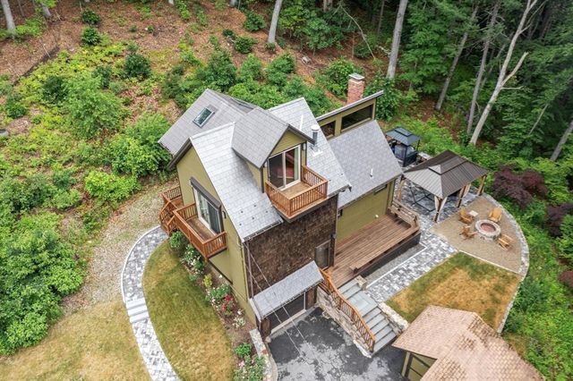 68 Murphy Rd, Hudson, MA 01749