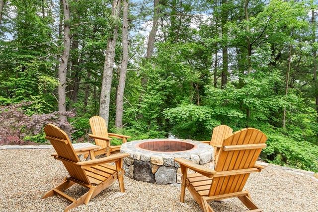 68 Murphy Rd, Hudson, MA 01749