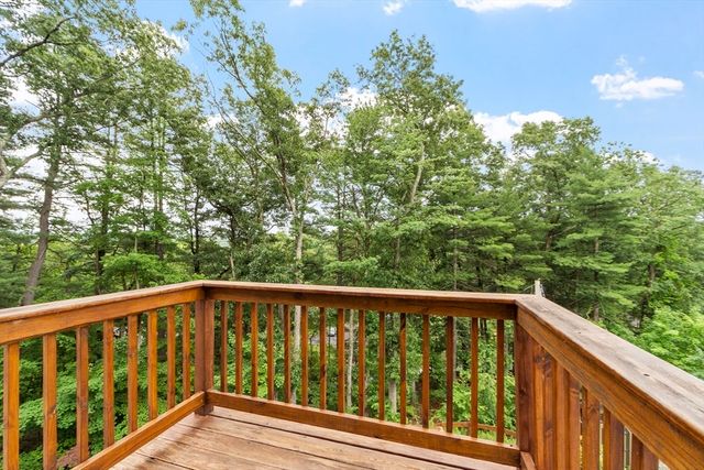 68 Murphy Rd, Hudson, MA 01749