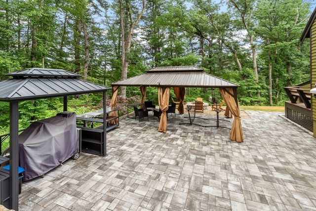 68 Murphy Rd, Hudson, MA 01749