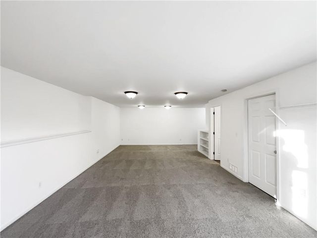 12202 N Highland Avenue, Kansas City, MO 64165