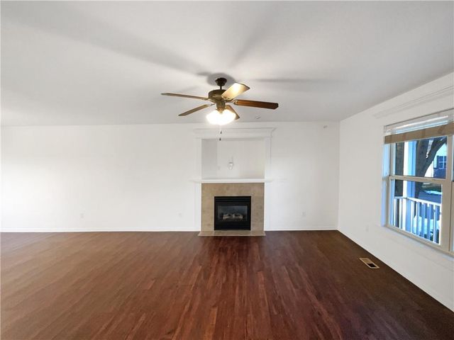 12202 N Highland Avenue, Kansas City, MO 64165