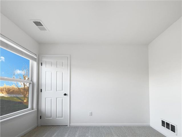 12202 N Highland Avenue, Kansas City, MO 64165