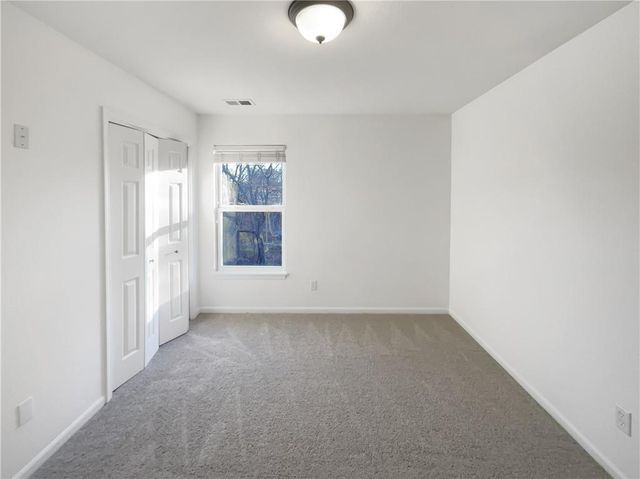 12202 N Highland Avenue, Kansas City, MO 64165