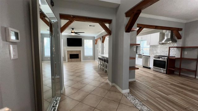 19219 Kristen Pine Drive, Humble, TX 77346