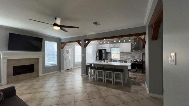 19219 Kristen Pine Drive, Humble, TX 77346