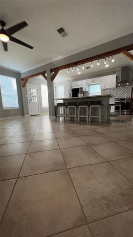 19219 Kristen Pine Drive, Humble, TX 77346