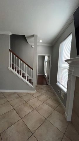 19219 Kristen Pine Drive, Humble, TX 77346