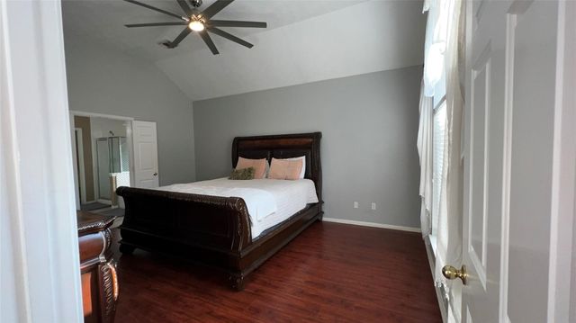 19219 Kristen Pine Drive, Humble, TX 77346