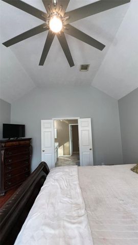 19219 Kristen Pine Drive, Humble, TX 77346