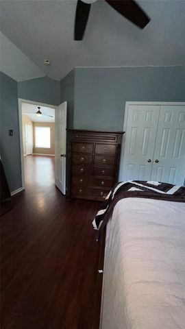 19219 Kristen Pine Drive, Humble, TX 77346