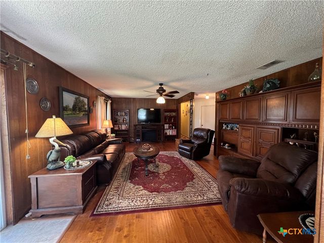 2002 Patricia Street, Copperas Cove, TX 76522